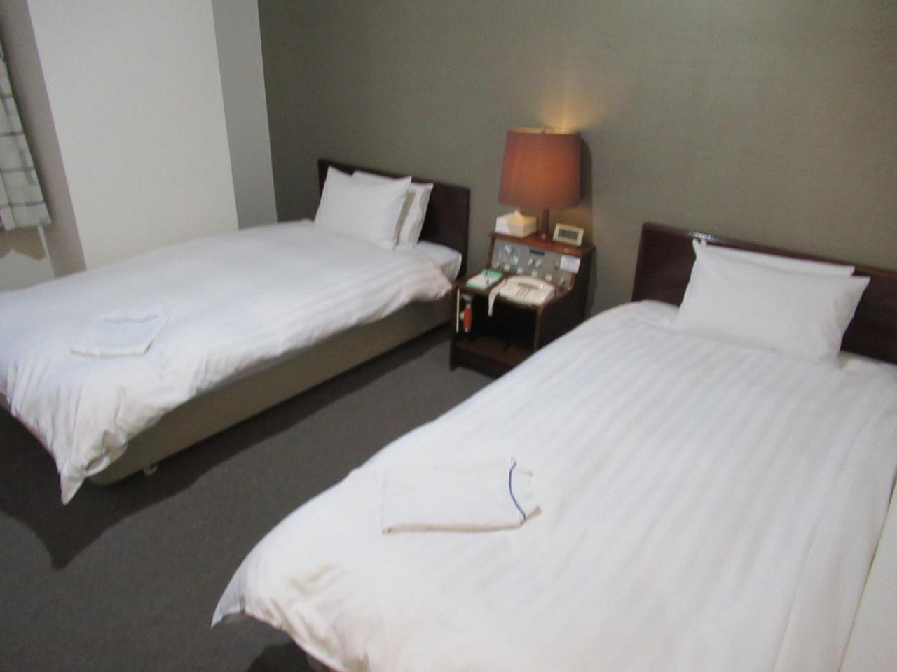 Hotel Tomakomai Green Hills Exterior photo